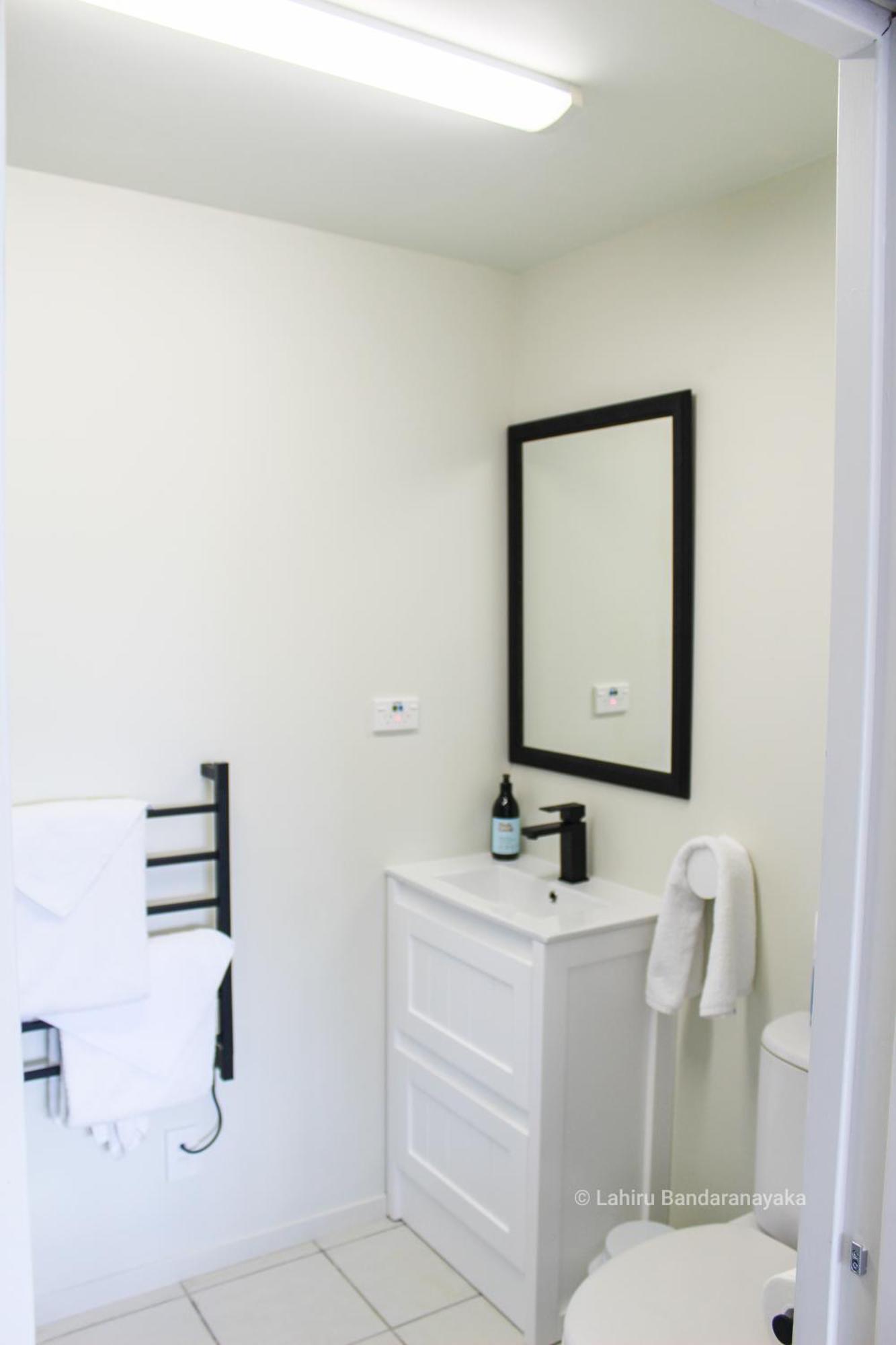 Le Chalet Waiheke Apartments Ostend ห้อง รูปภาพ